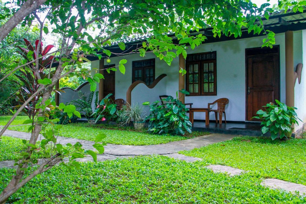 Nimsara Lodge Sigiriya Luaran gambar
